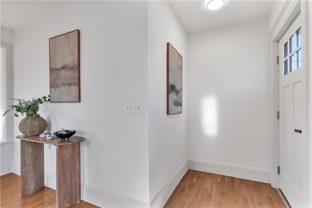 26 Clinton Street Johnston, RI 02919 - Photo 8 of 40