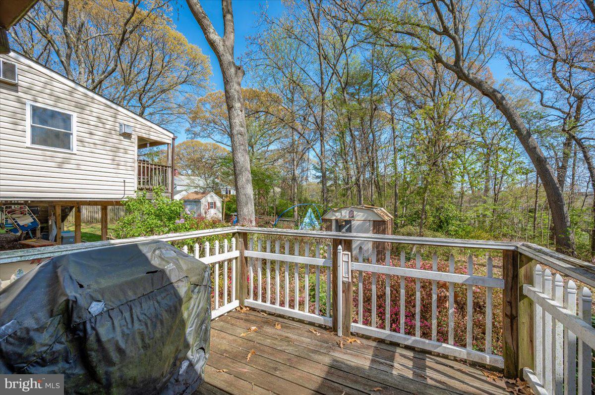 1300 Holliben Road Severna Park, MD 21146 - Photo 50 of 69