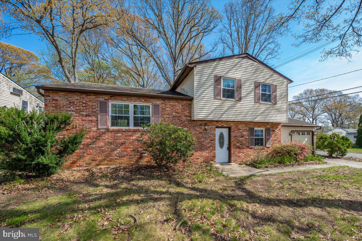 1300 Holliben Road Severna Park, MD 21146 - Photo 65 of 69 a front view of a house with garden