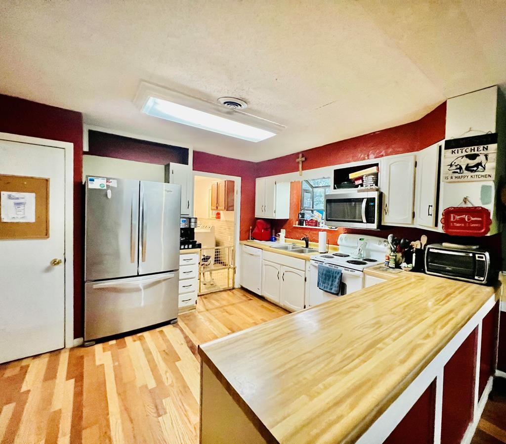2154 Little Valley Road Sevierville, TN 37862 - Photo 14 of 42 Gallery Image 14
