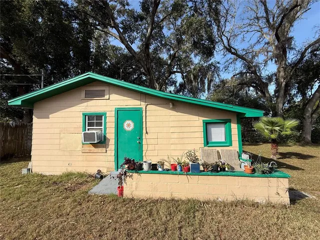 $1,550 | 6212 Missouri Avenue, New Port Richey, FL 34653