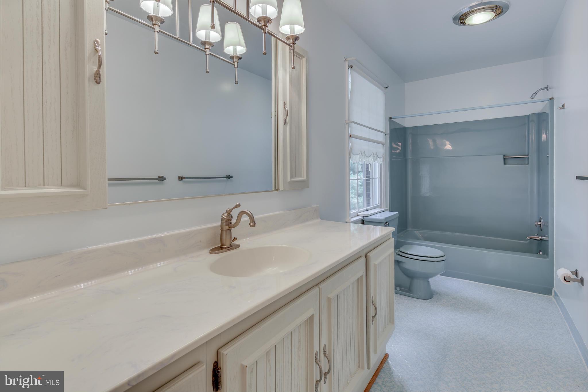 8207 Reservoir Road Fulton, MD 20759 - Photo 25 of 30 Bath