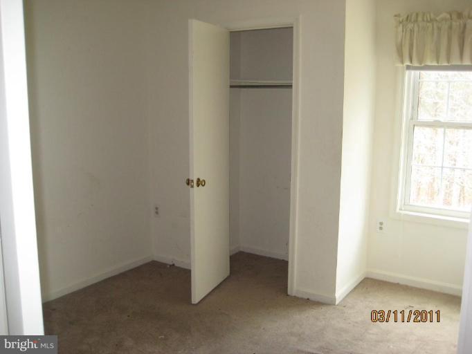 11927 Sentinel Point Court Reston, VA 20191 - Photo 6 of 10 Bedroom #2
