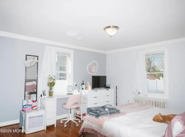 $2,400 | 295 Roosevelt Avenue, Oakhurst, NJ 07755