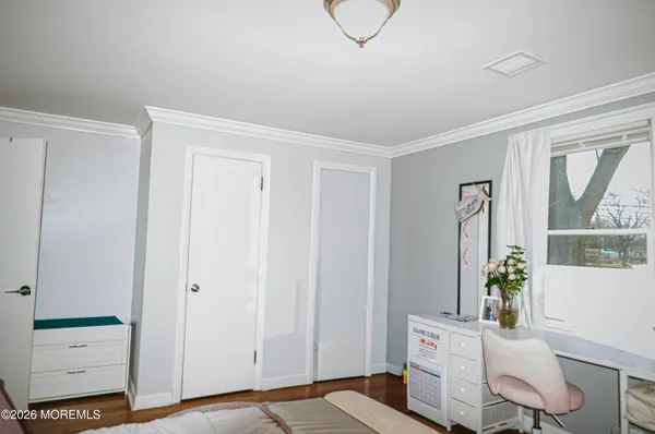 $2,400 | 295 Roosevelt Avenue, Oakhurst, NJ 07755