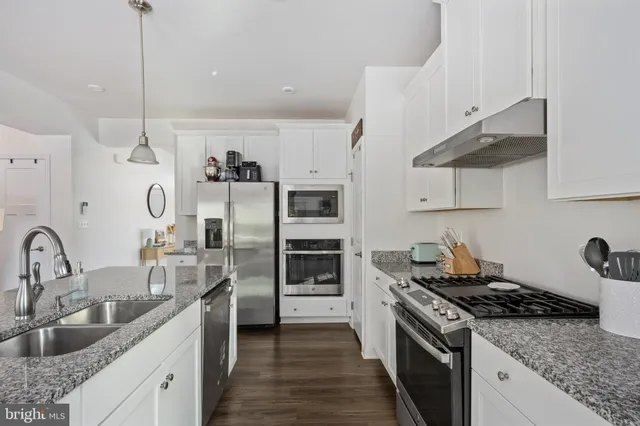 $590,000 | 250 Stephanies Way, Fredericksburg, VA 22406