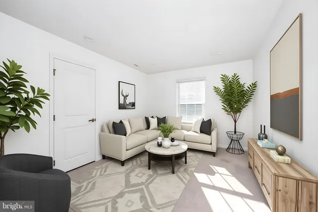 $590,000 | 250 Stephanies Way, Fredericksburg, VA 22406