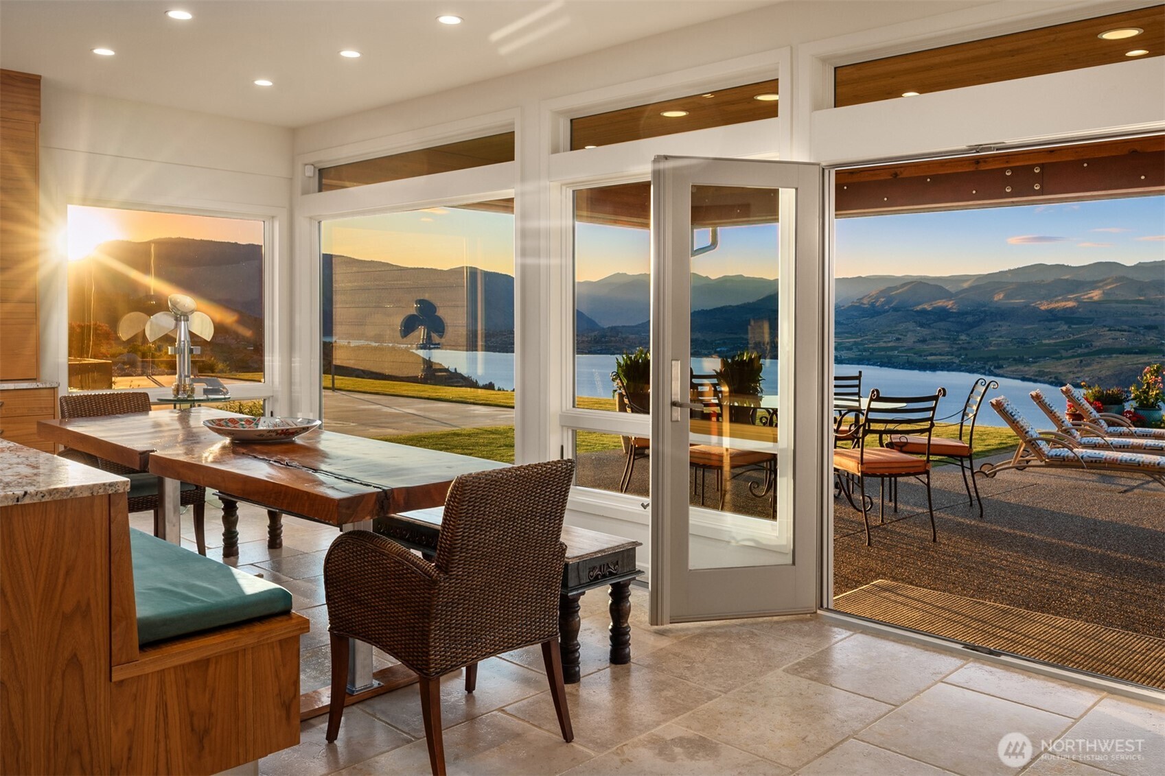 450 Hawks Meadow Road Chelan, WA 98816 - Photo 13 of 40
