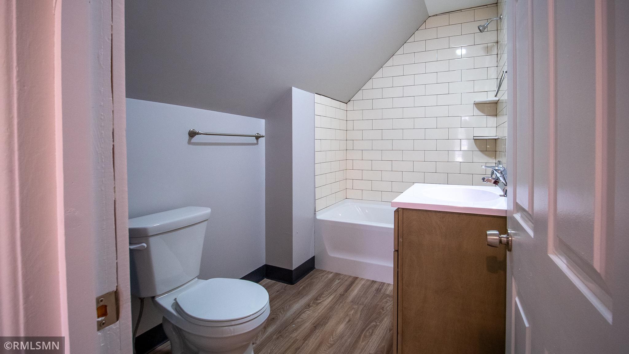 323 7th Avenue Southeast Rochester, MN 55904 - Photo 9 of 12