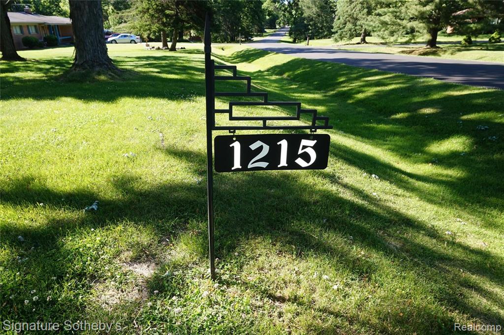 1215 Gettysburg Court Rochester Hills, MI 48306 - Photo 37 of 41