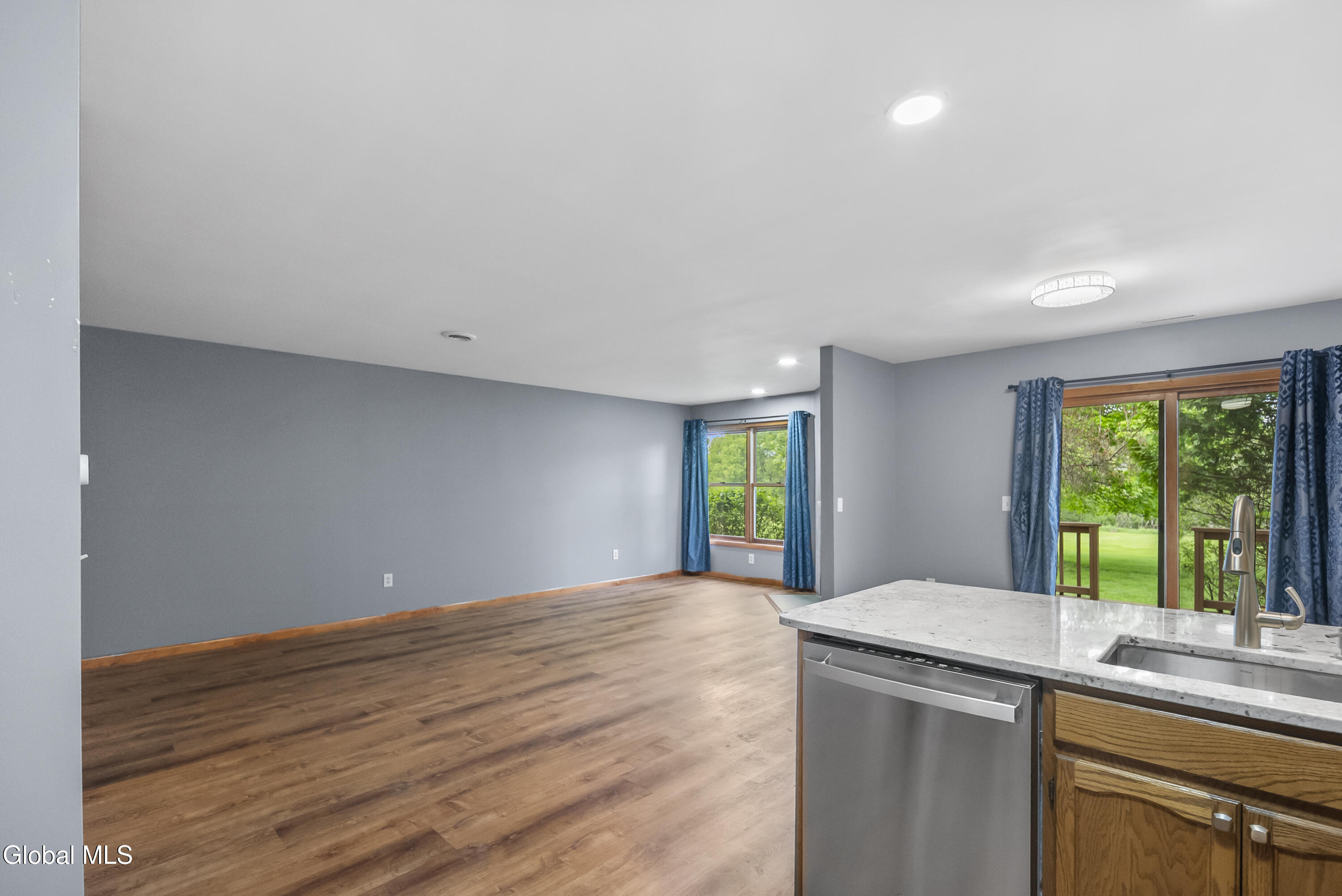 67 Harvard Road Watervliet, NY 12189 - Photo 6 of 21 Dining