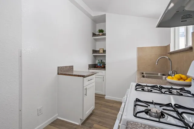 $425,000 | 434 East Cleveland Street, Stockton, CA 95204