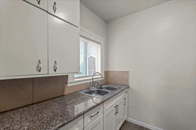 $425,000 | 434 East Cleveland Street, Stockton, CA 95204