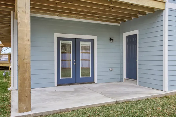 $484,900 | 3617 Pecan Drive, Bacliff, TX 77518