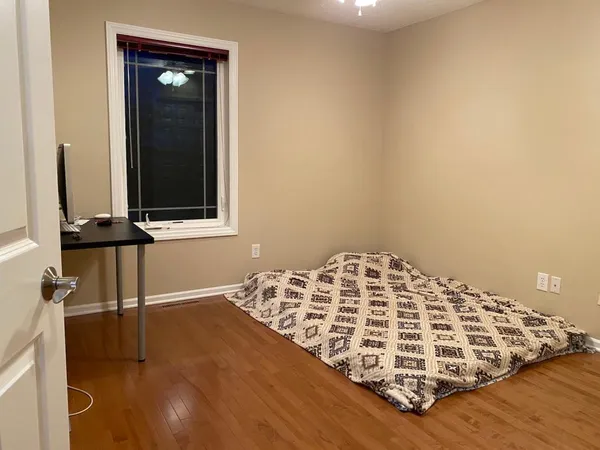 $2,800 | 5030 Archer Lane North, Minneapolis, MN 55446