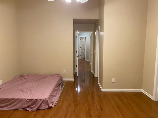 $2,800 | 5030 Archer Lane North, Minneapolis, MN 55446