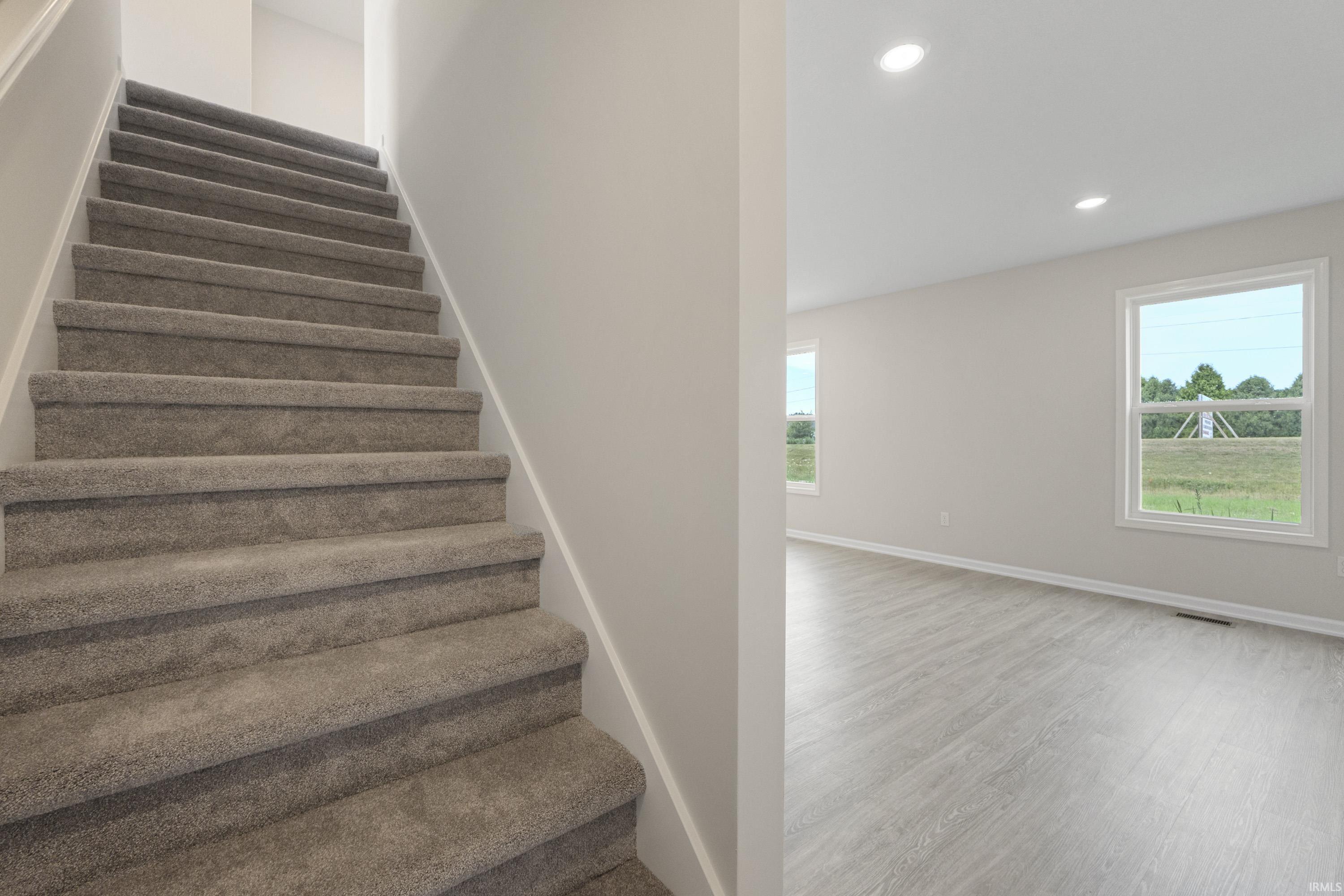 359 Lago Court Fort Wayne, IN 46818 - Photo 7 of 18