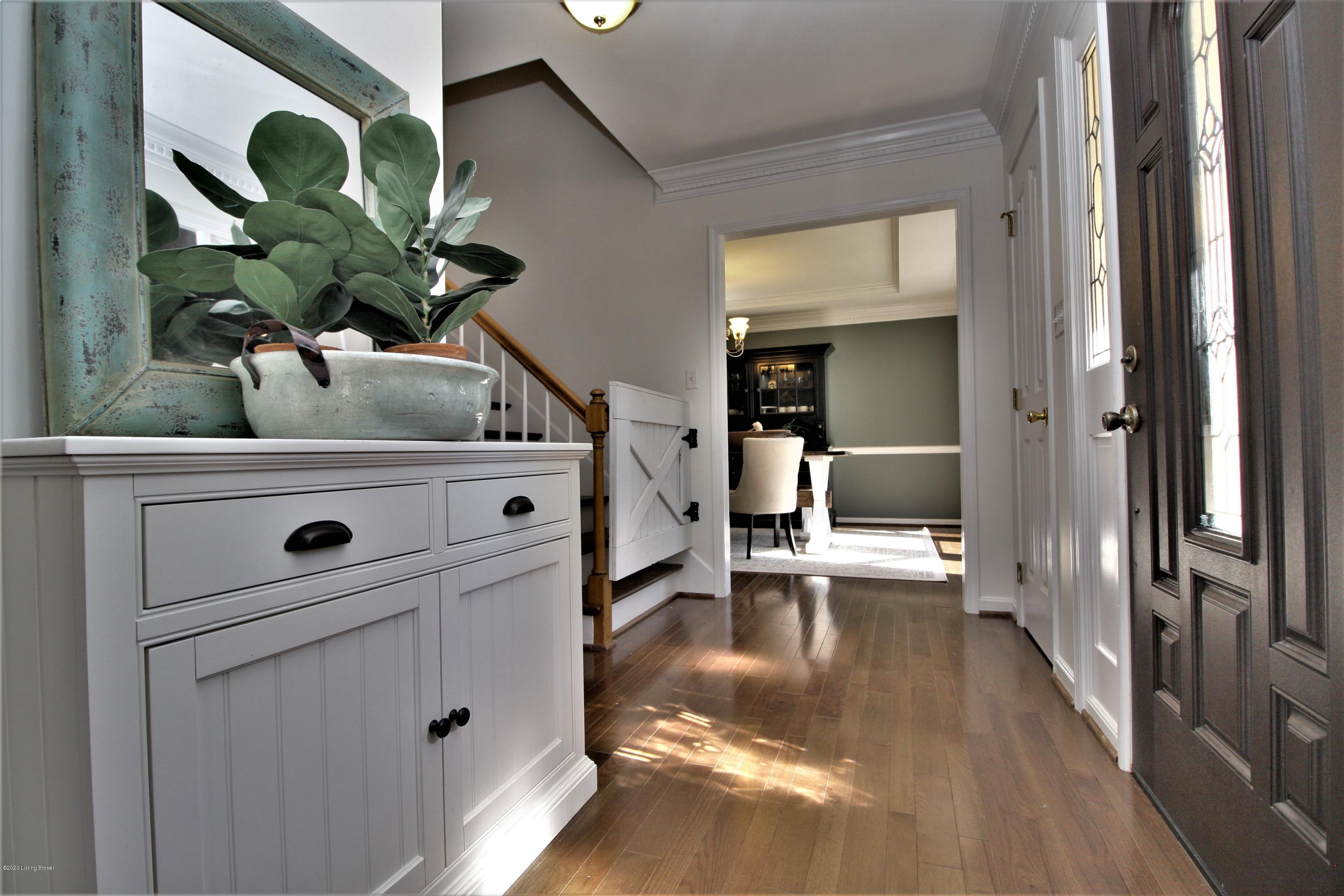 807 Foxgate Road Louisville, KY 40223 - Photo 12 of 34 IMG_1093
