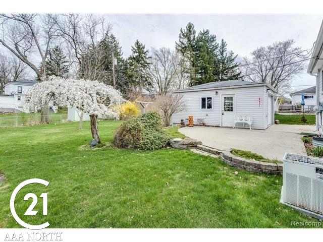 117 Exmoor Road Waterford, MI 48328 - Photo 6 of 32