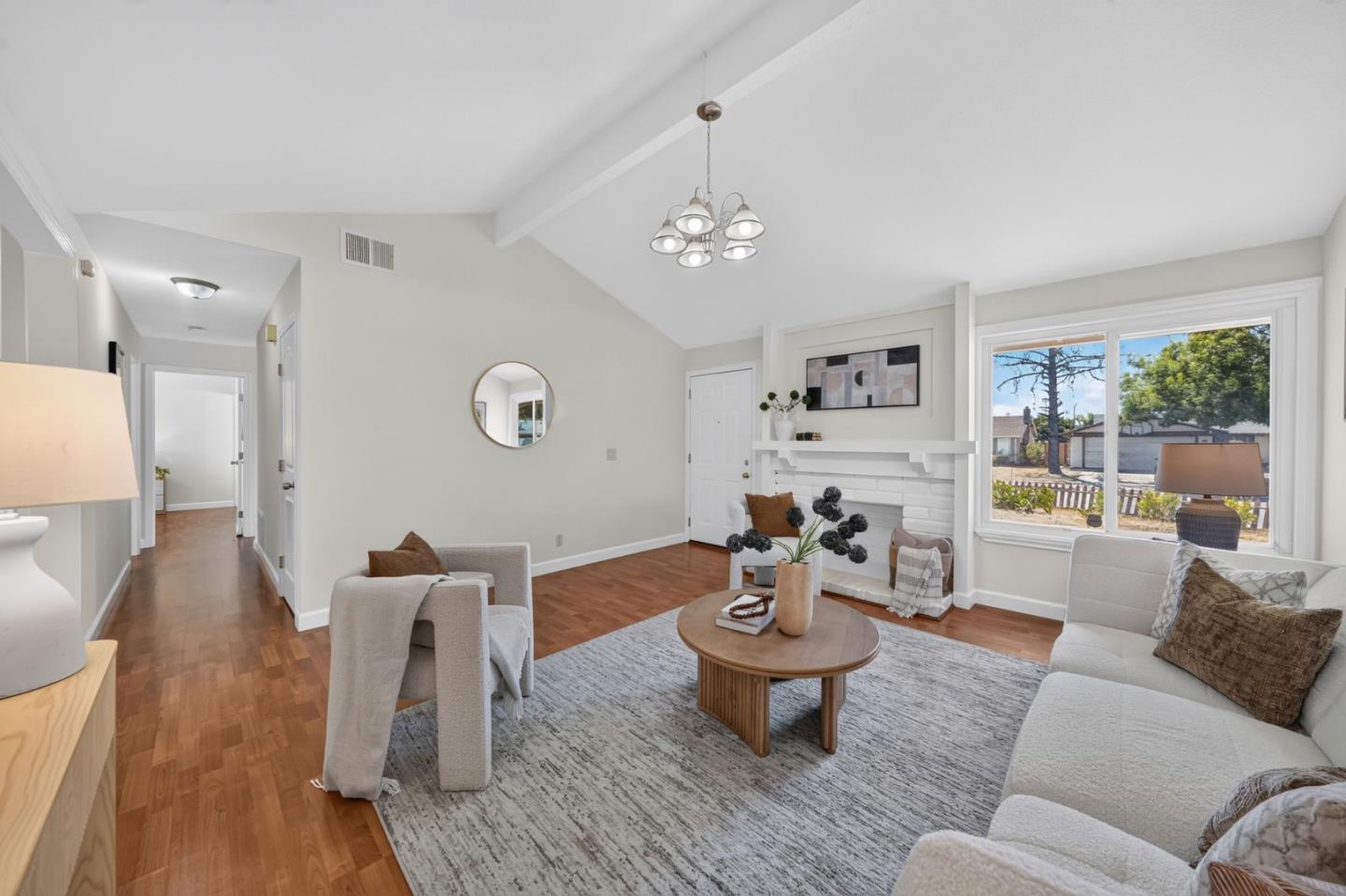 2422 Ridgeglen Way San Jose, CA 95133 - Photo 7 of 53 Gallery Image 7