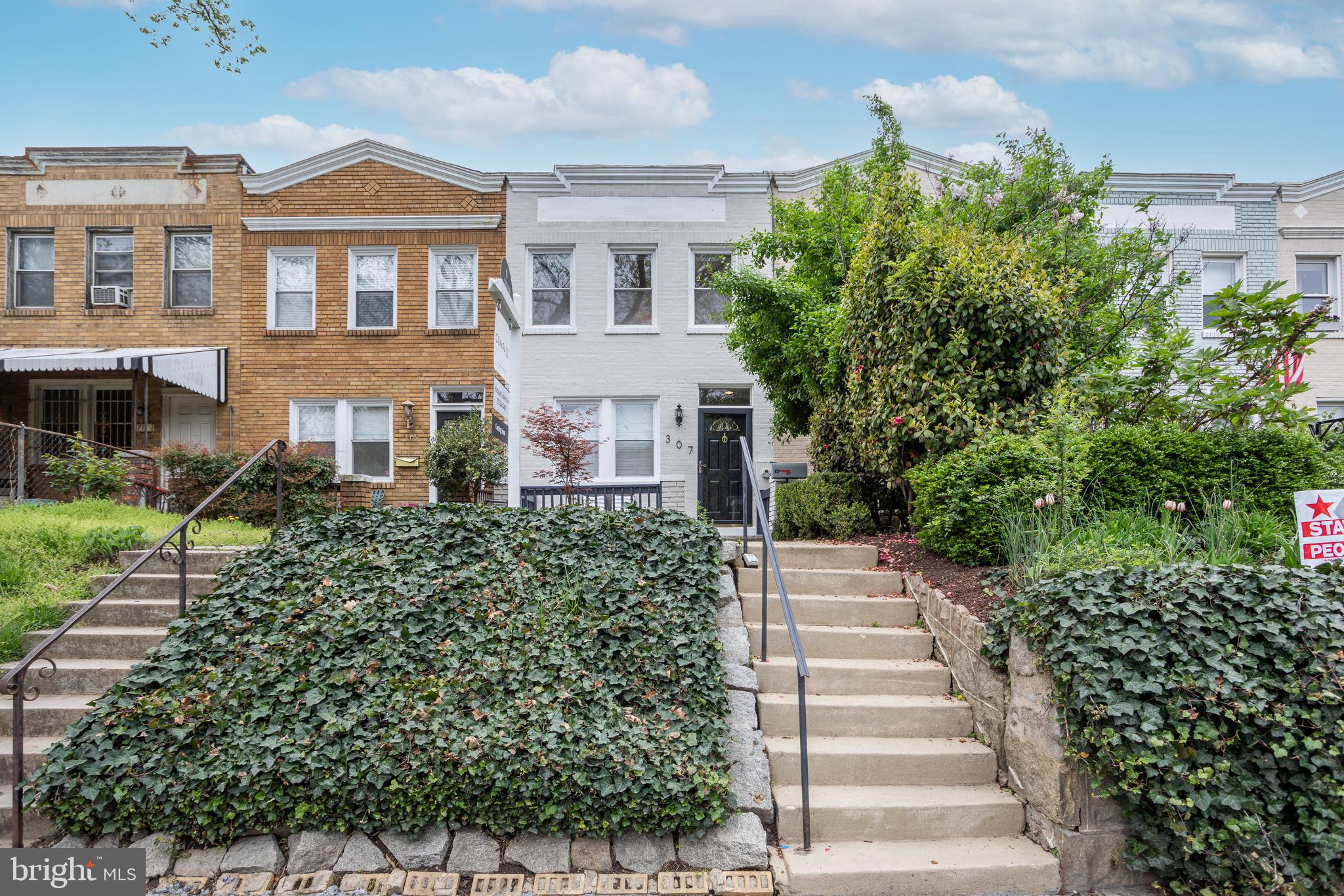 307 17th Street Southeast Washington, DC 20003 - Photo 1 of 33