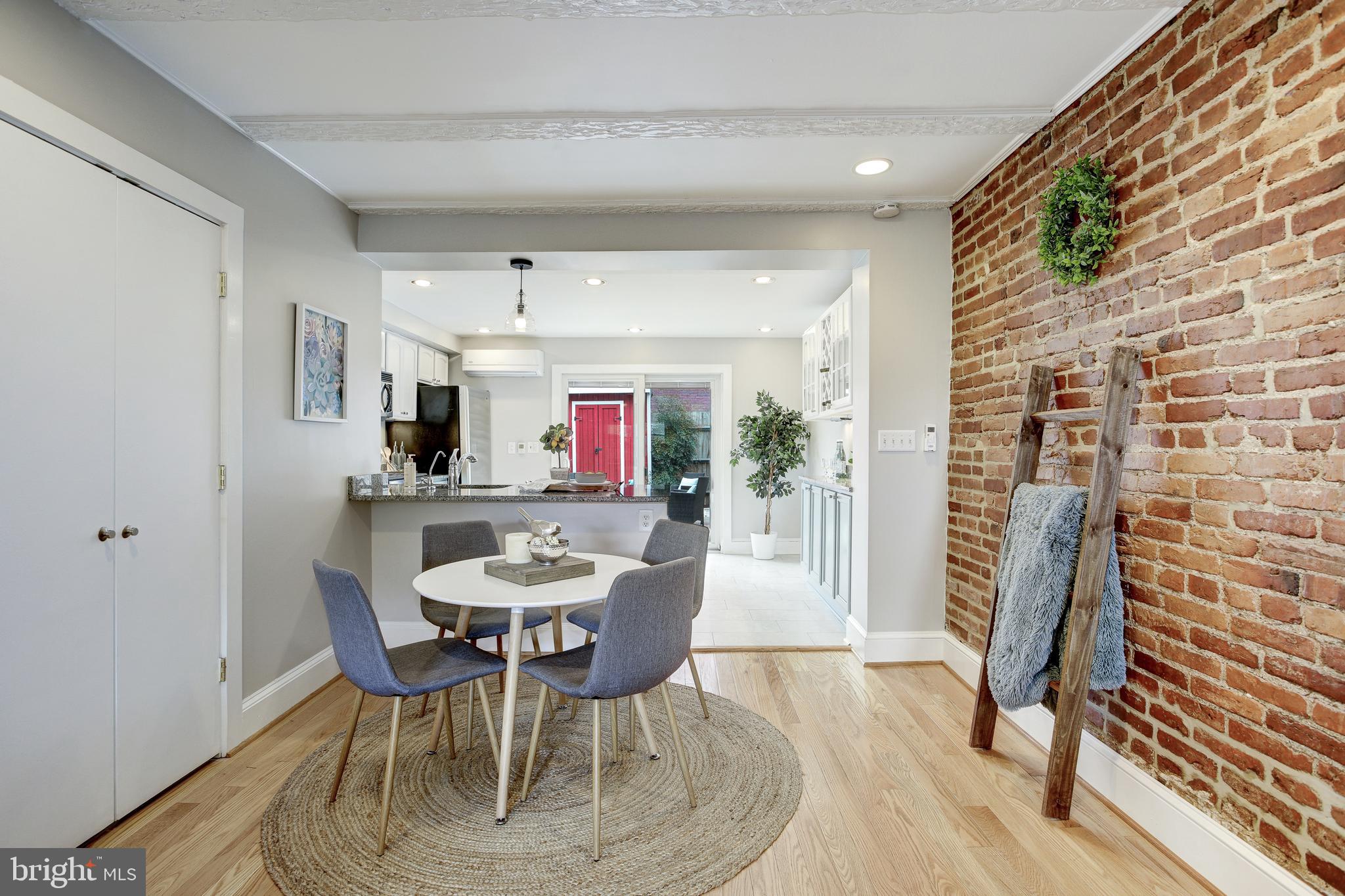 307 17th Street Southeast Washington, DC 20003 - Photo 8 of 33