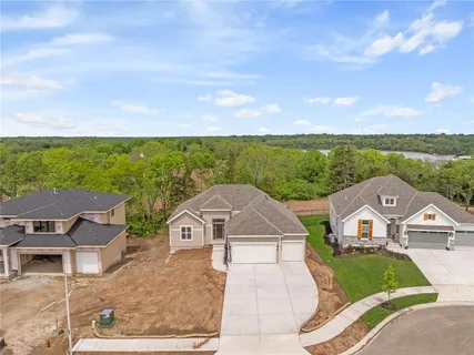 $706,900 | 25030 West 141st Street, Olathe, KS 66061