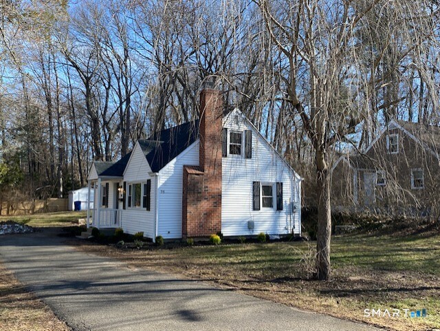 94 Ludlow Road Windsor, CT 06095 - Photo 13 of 40