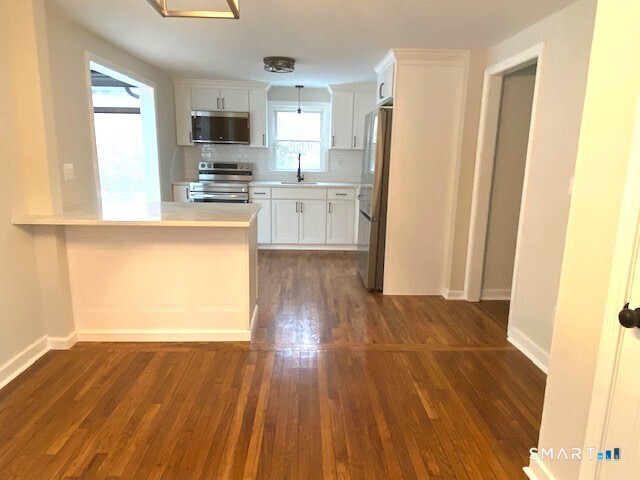 94 Ludlow Road Windsor, CT 06095 - Photo 17 of 40