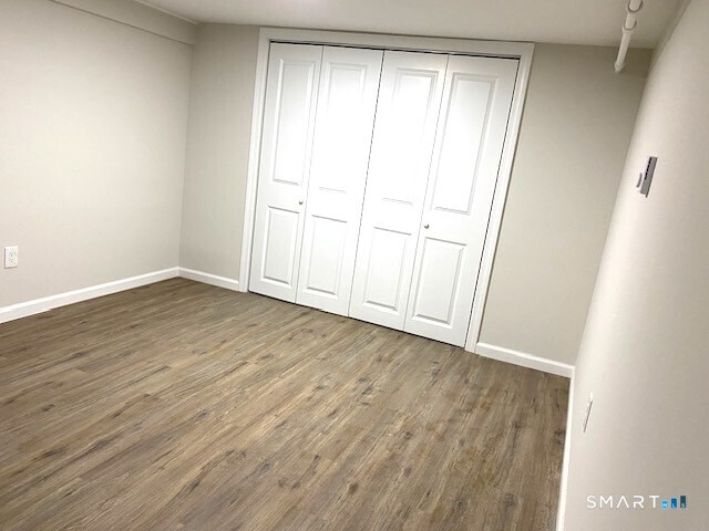 94 Ludlow Road Windsor, CT 06095 - Photo 26 of 40