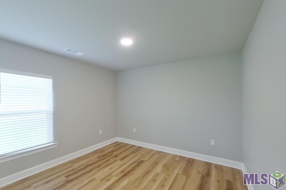 13748 Willowmore Drive Denham Springs, LA 70726 - Photo 8 of 19