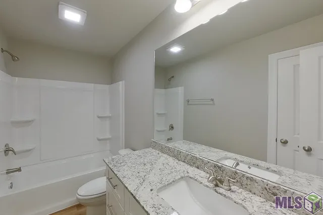 $1,865 | 13748 Willowmore Drive, Denham Springs, LA 70726