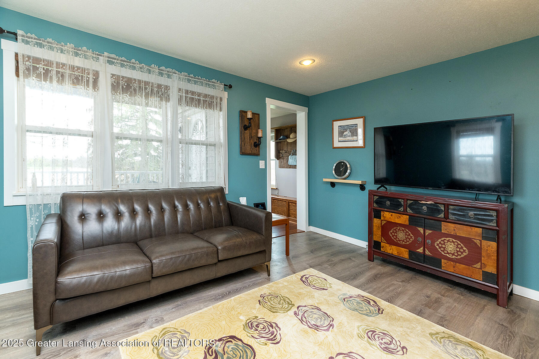 9869 South Lowell Road Dewitt, MI 48820 - Photo 4 of 23 04