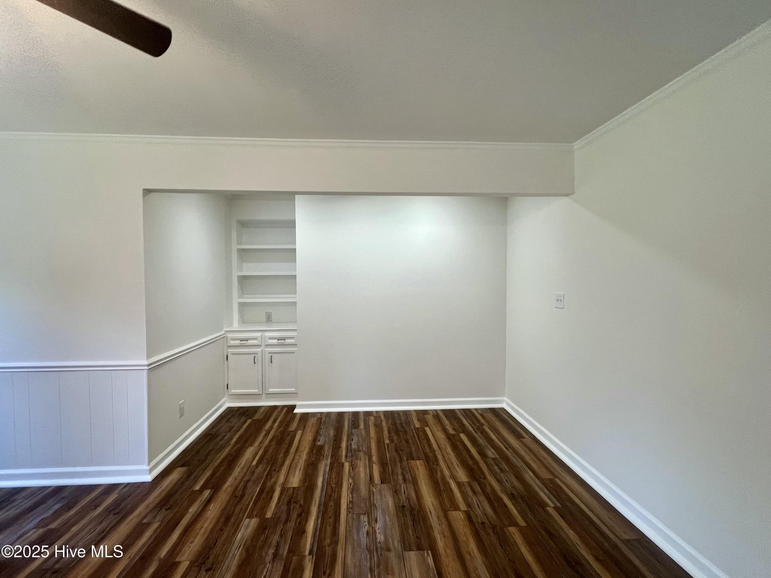 2443 Creekside Road Kinston, NC 28504 - Photo 13 of 41 Den