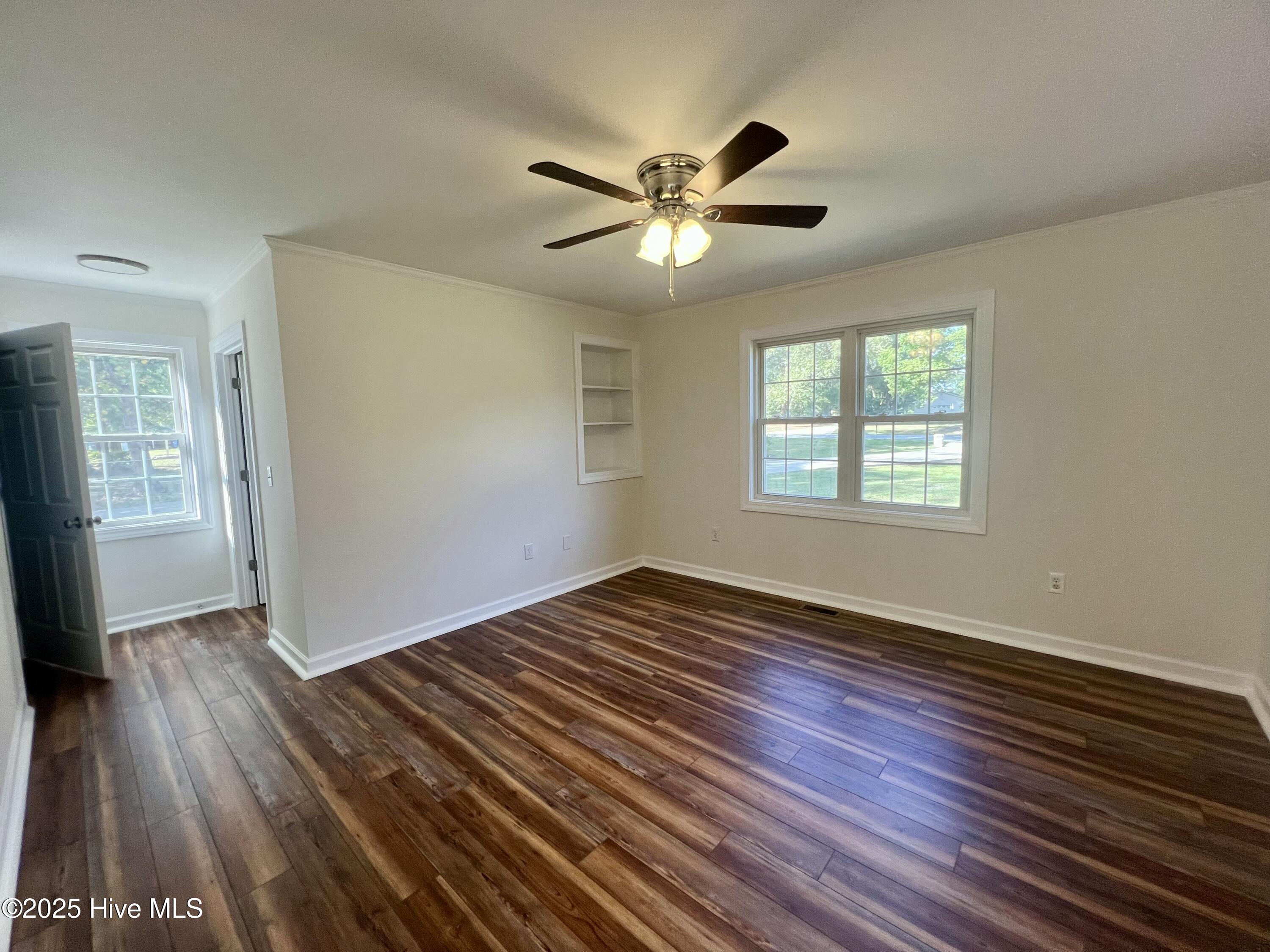 2443 Creekside Road Kinston, NC 28504 - Photo 34 of 60 Downstairs