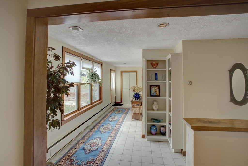 48 Southampton Road, Unit B Westhampton, MA 01027 - Photo 5 of 19 Gallery Image 5