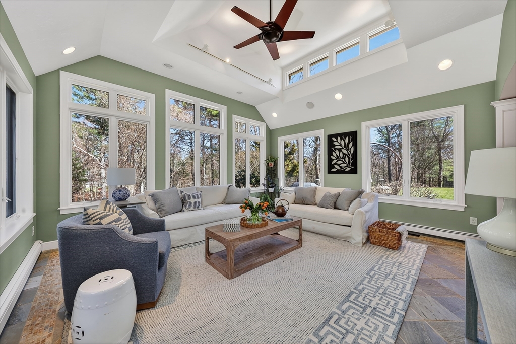 37 Mast Hill Road Hingham, MA 02043 - Photo 14 of 41