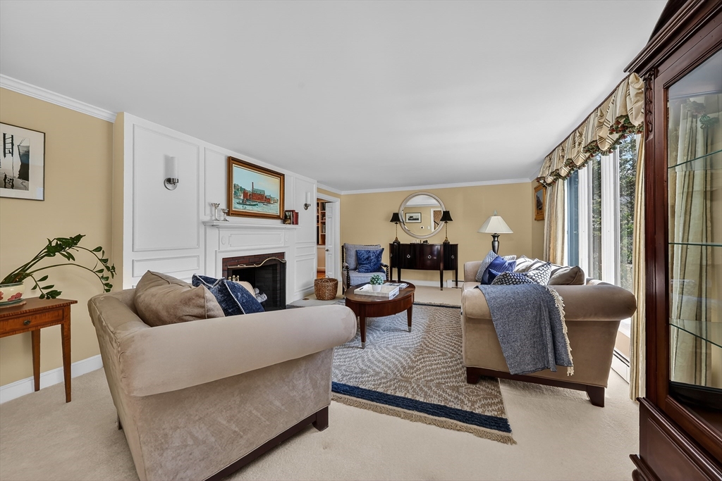 37 Mast Hill Road Hingham, MA 02043 - Photo 2 of 41