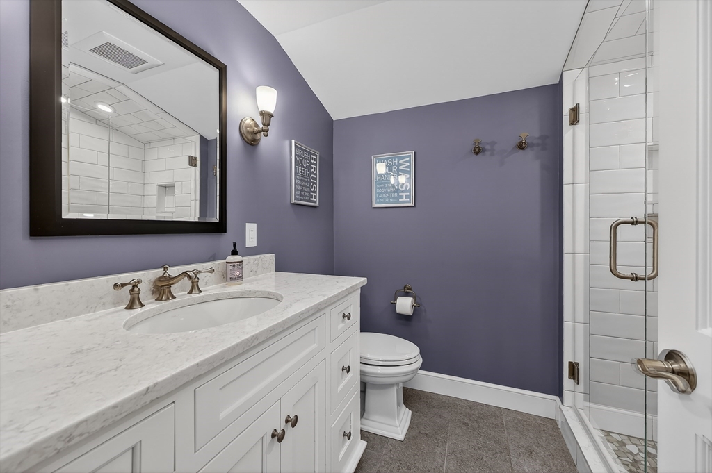 37 Mast Hill Road Hingham, MA 02043 - Photo 25 of 41