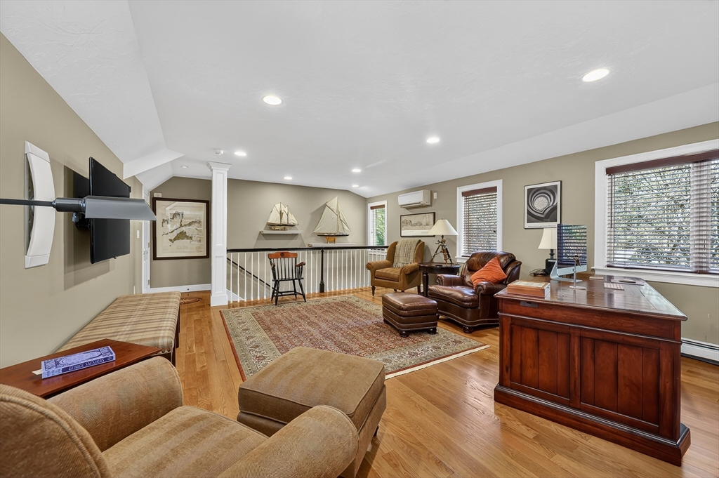 37 Mast Hill Road Hingham, MA 02043 - Photo 28 of 41