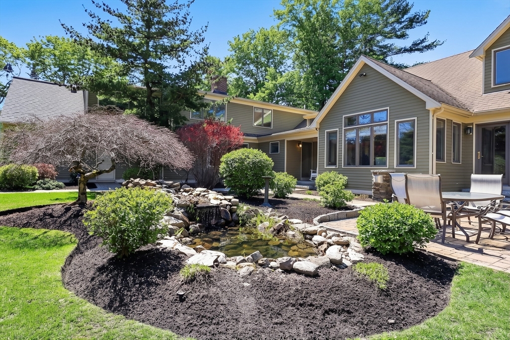 37 Mast Hill Road Hingham, MA 02043 - Photo 36 of 41