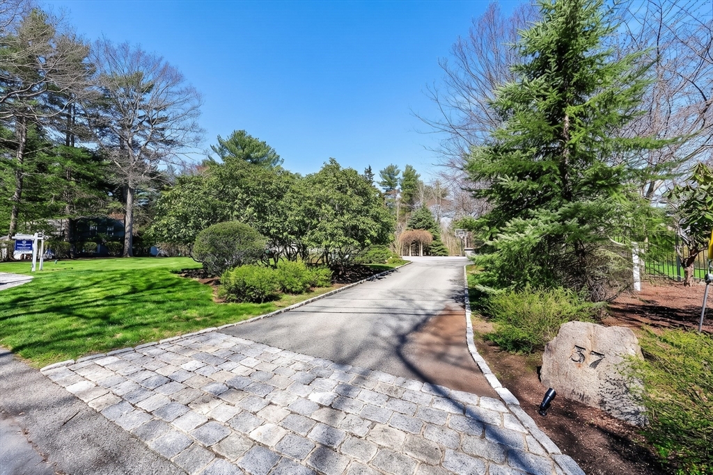 37 Mast Hill Road Hingham, MA 02043 - Photo 40 of 41