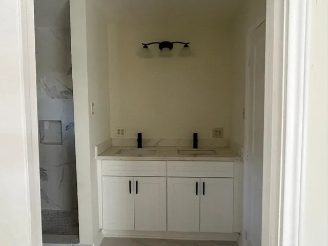 $1,950 | 23026 Cranberry Trail, Spring, TX 77373