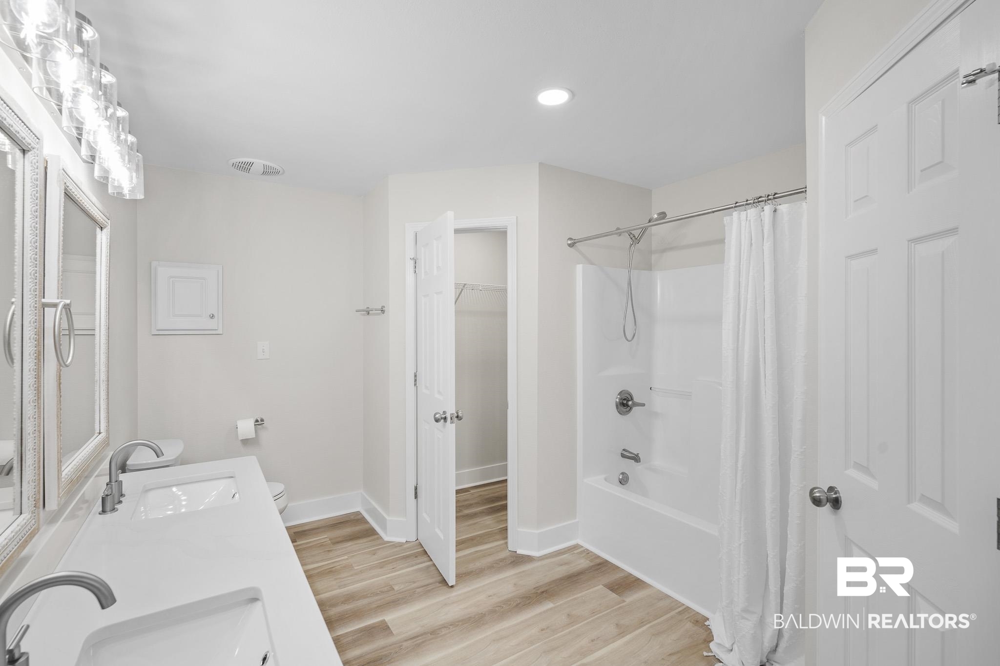 11648 Balsam Court Daphne, AL 36527 - Photo 14 of 32