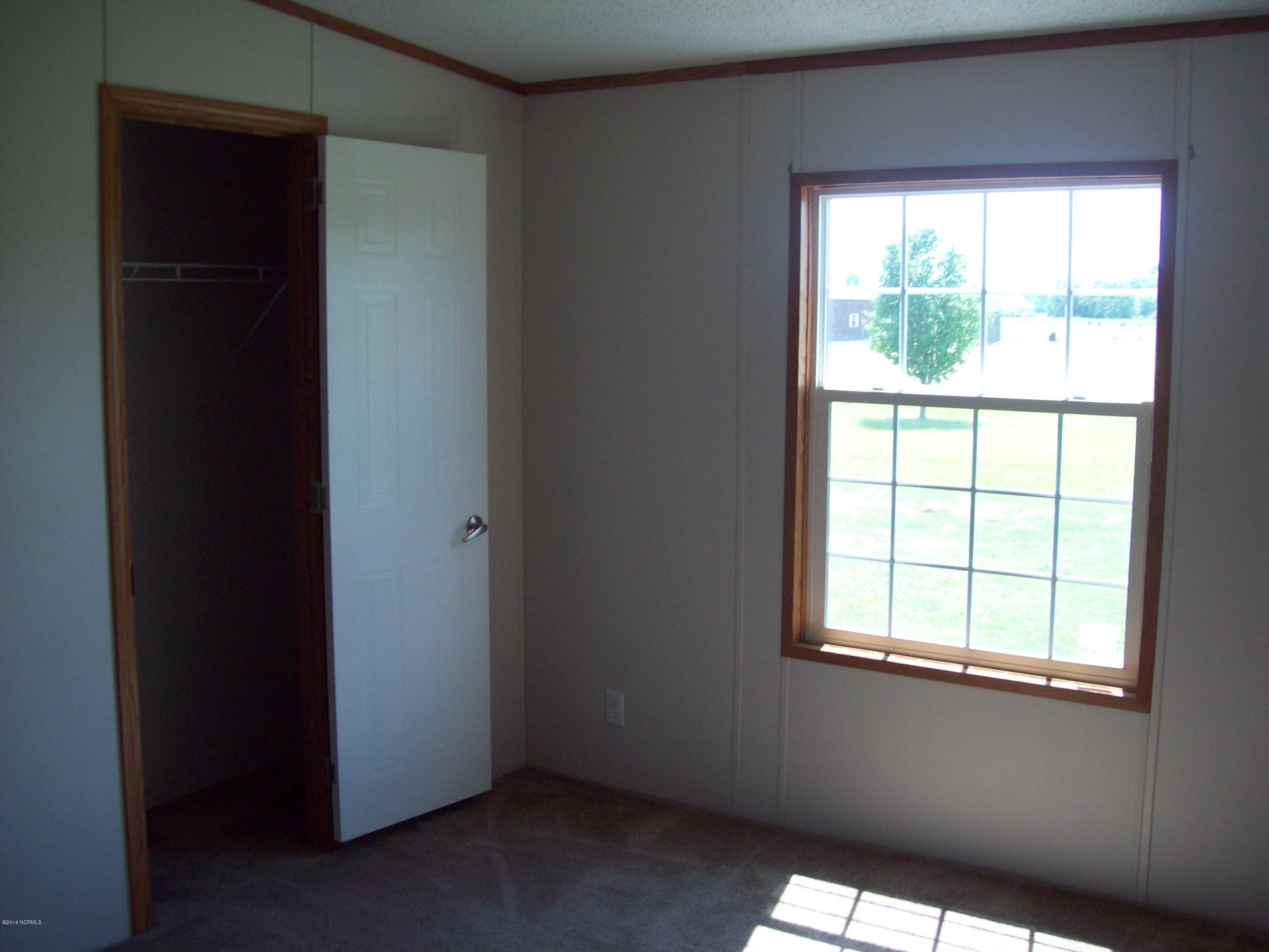 9034 Old Stake Road Tabor City, NC 28463 - Photo 12 of 20 100_1975