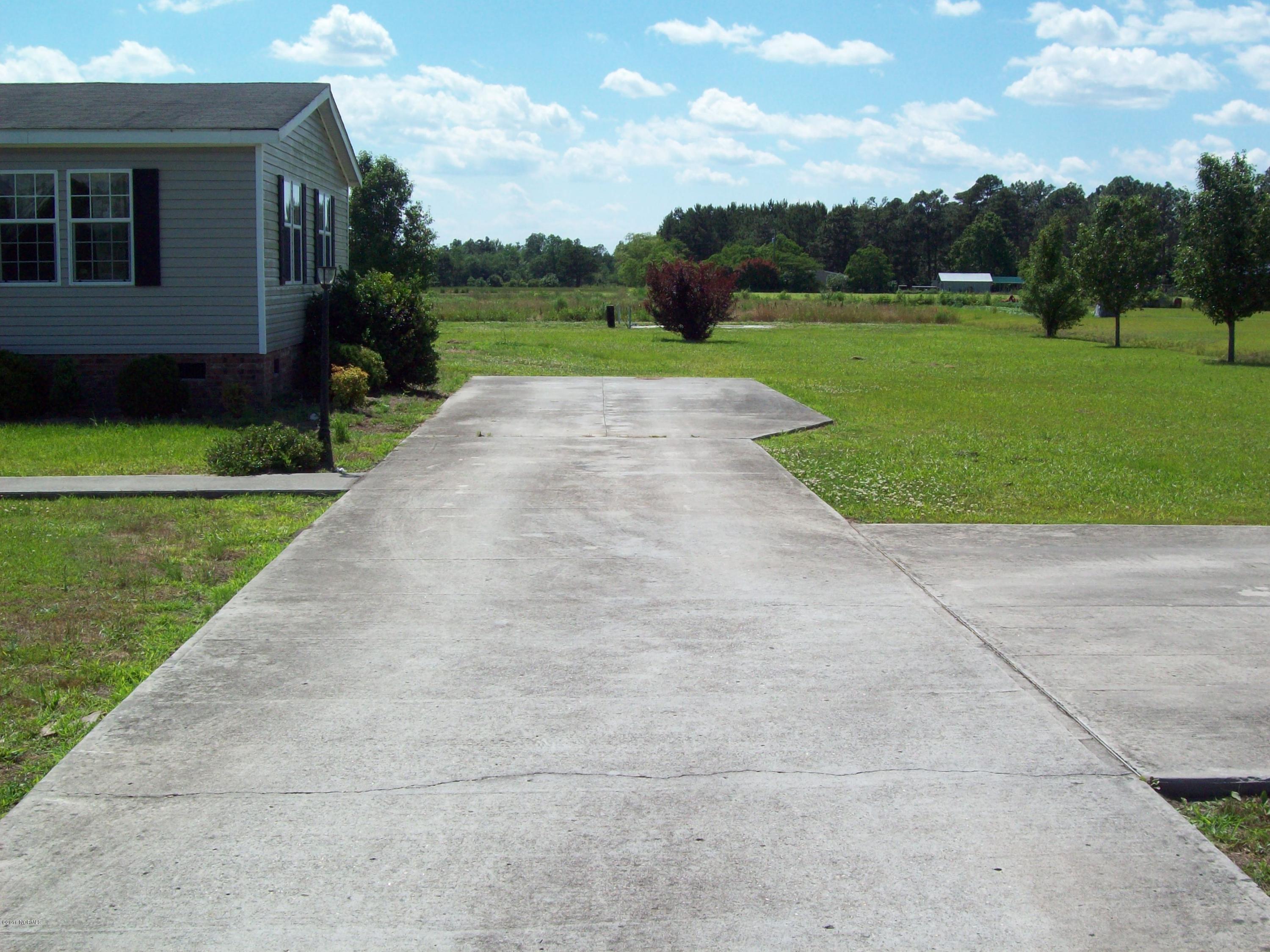 9034 Old Stake Road Tabor City, NC 28463 - Photo 4 of 20 100_1967