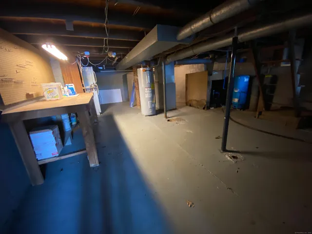 a house view with a outdoor space