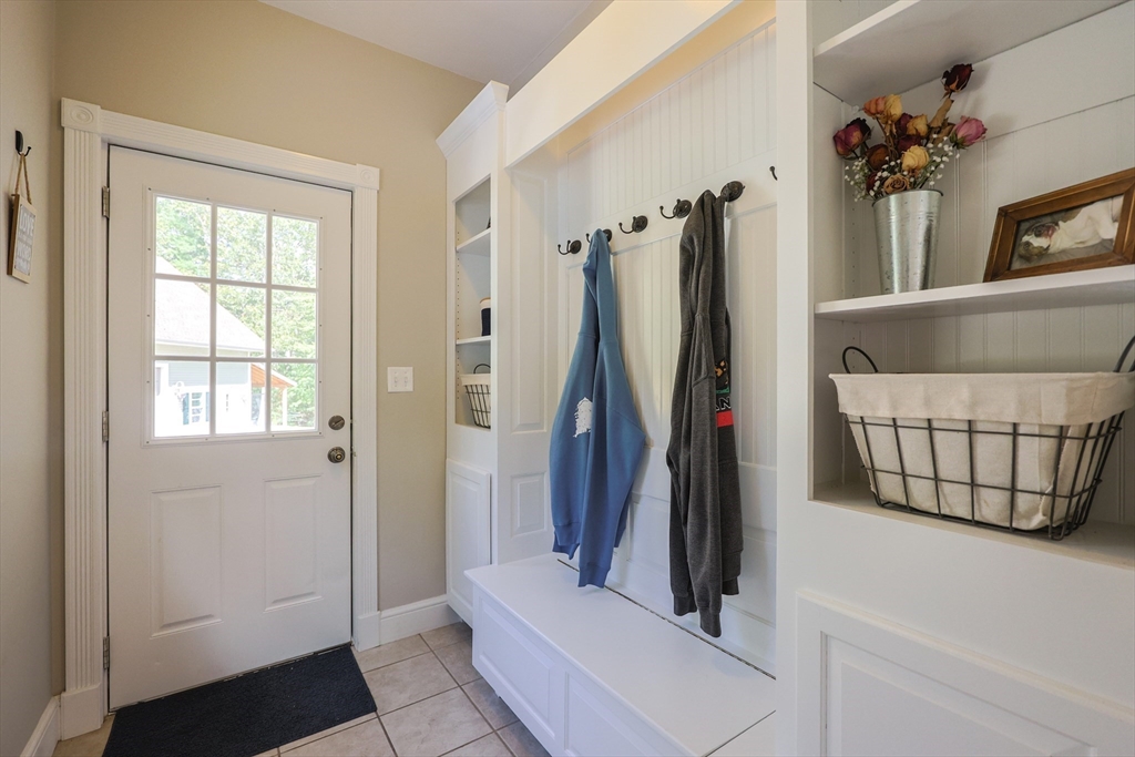 440 Quaker Street Northbridge, MA 01534 - Photo 13 of 31