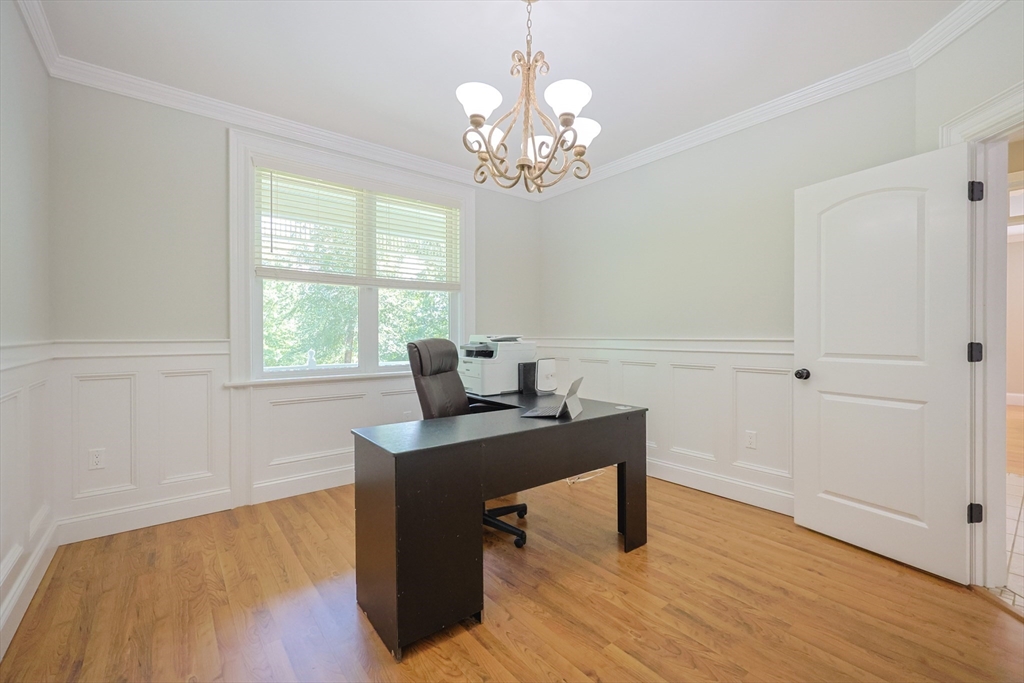 440 Quaker Street Northbridge, MA 01534 - Photo 14 of 31