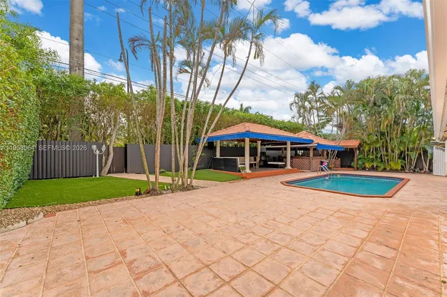 $980,000 | 14920 Southwest 151st Terrace, Miami, FL 33196